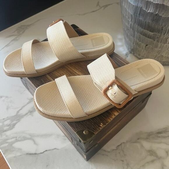 Dolce Vita Genzel Sandals in Beige - Picture 5 of 9